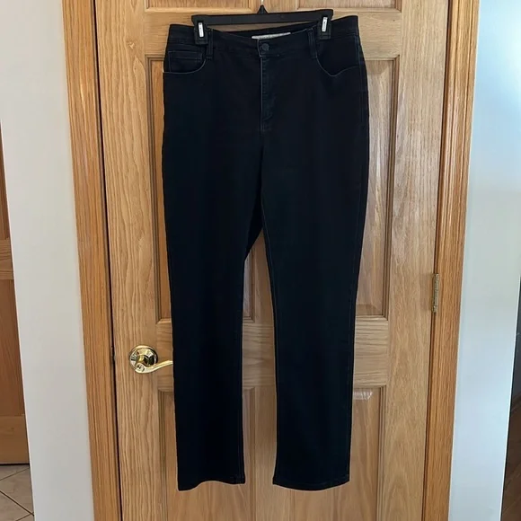 Jones New York Jeans - Beautiful Black Pants - Lexington Straight - Size 12 - Picture 12 of 16